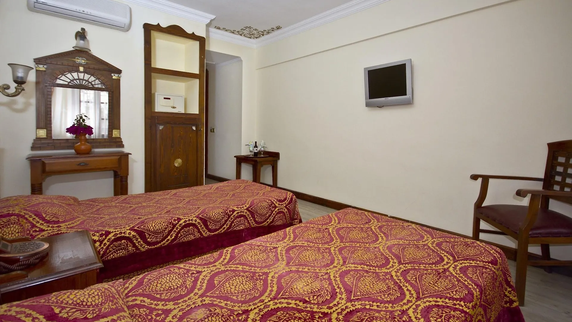 Costa Bitezhan Hotel
