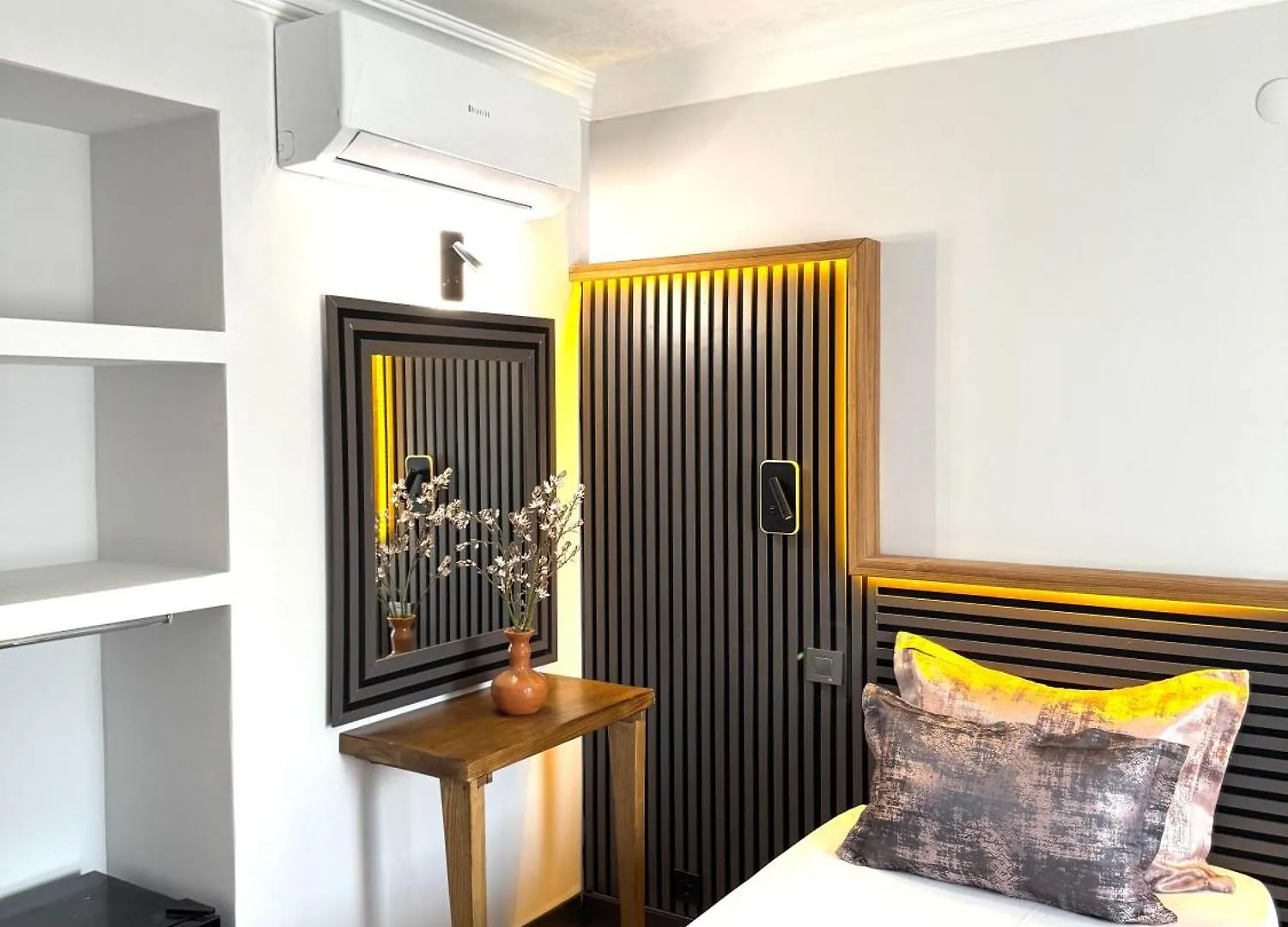 Costa Bitezhan Hotel