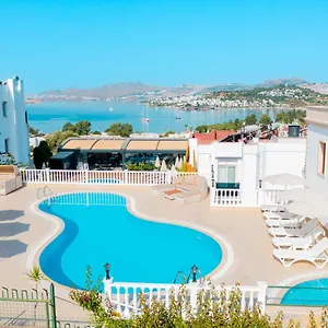 2* Hotel Queen Boutique