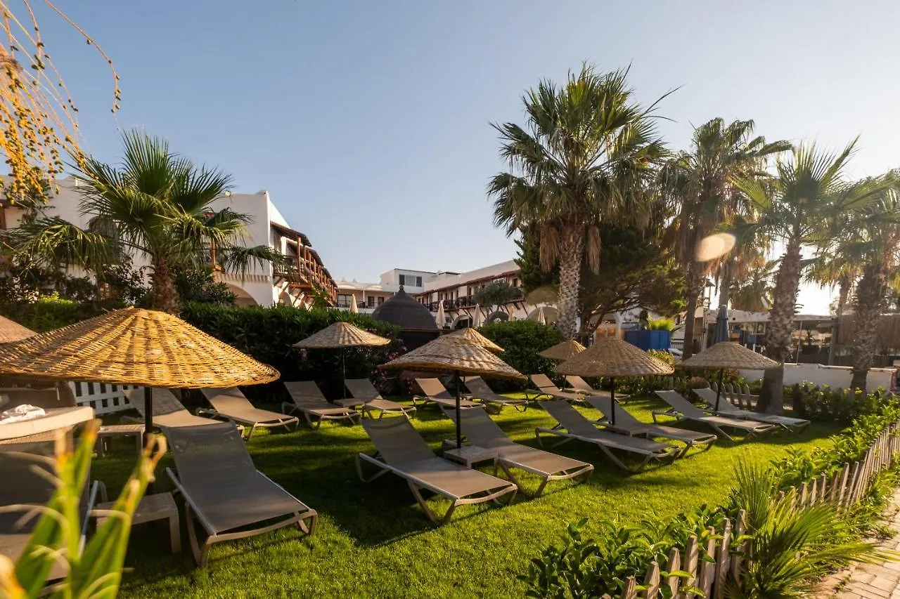Costa Bitezhan Hotel